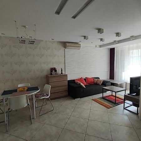 City Center Apartman ซาลาแอแกร์แซค ภายนอก รูปภาพ