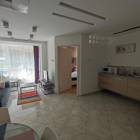 City Center Apartman ซาลาแอแกร์แซค ภายนอก รูปภาพ