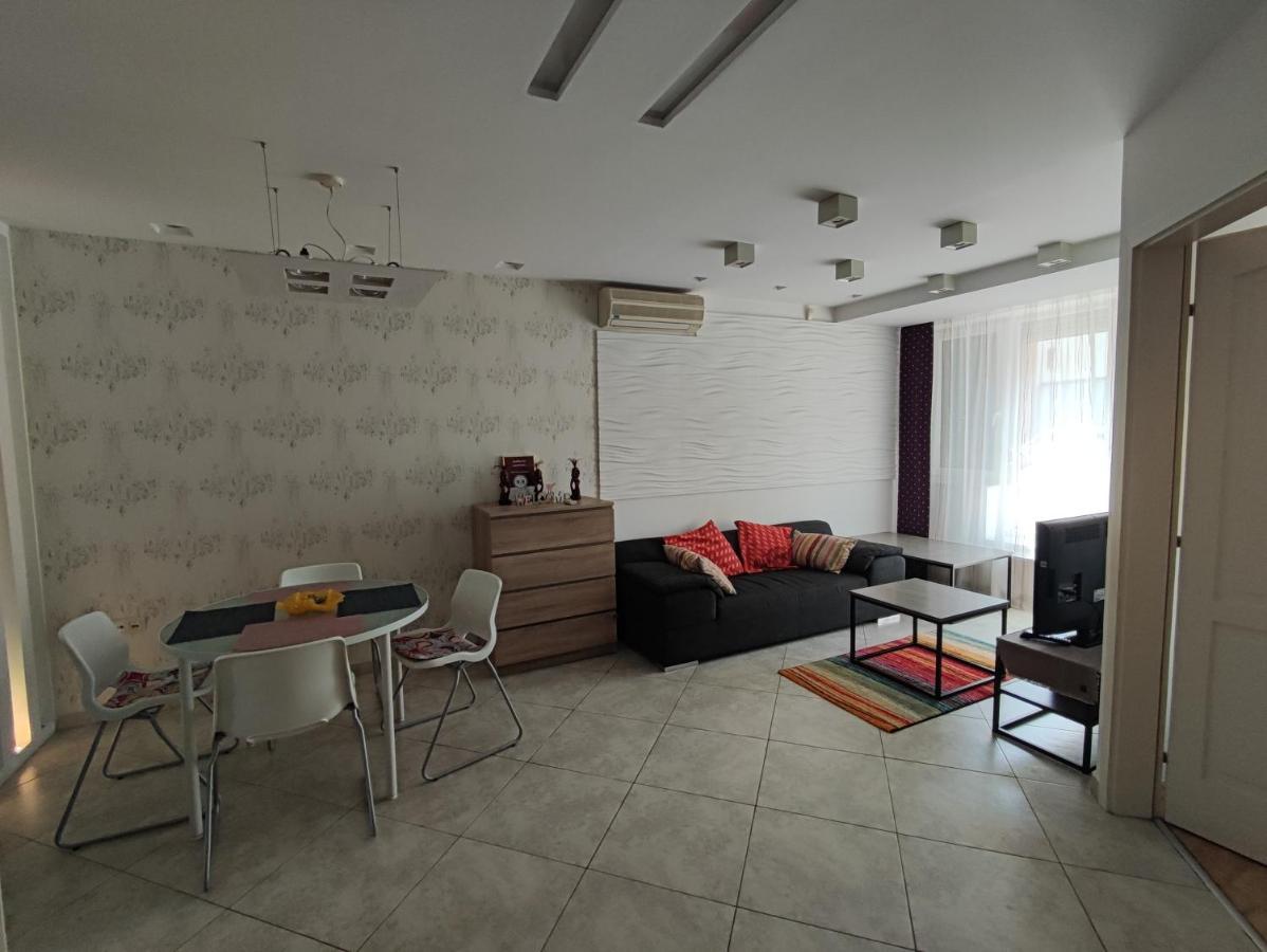 City Center Apartman ซาลาแอแกร์แซค ภายนอก รูปภาพ