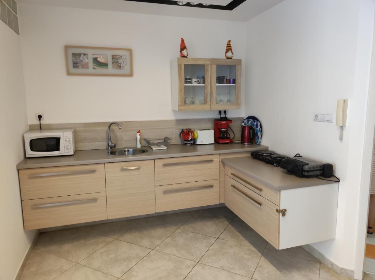 City Center Apartman ซาลาแอแกร์แซค ภายนอก รูปภาพ