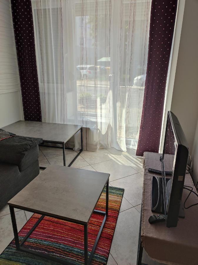 City Center Apartman ซาลาแอแกร์แซค ภายนอก รูปภาพ