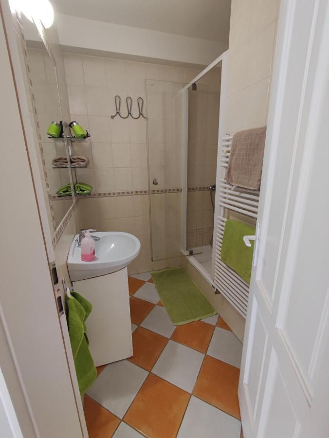 City Center Apartman ซาลาแอแกร์แซค ภายนอก รูปภาพ